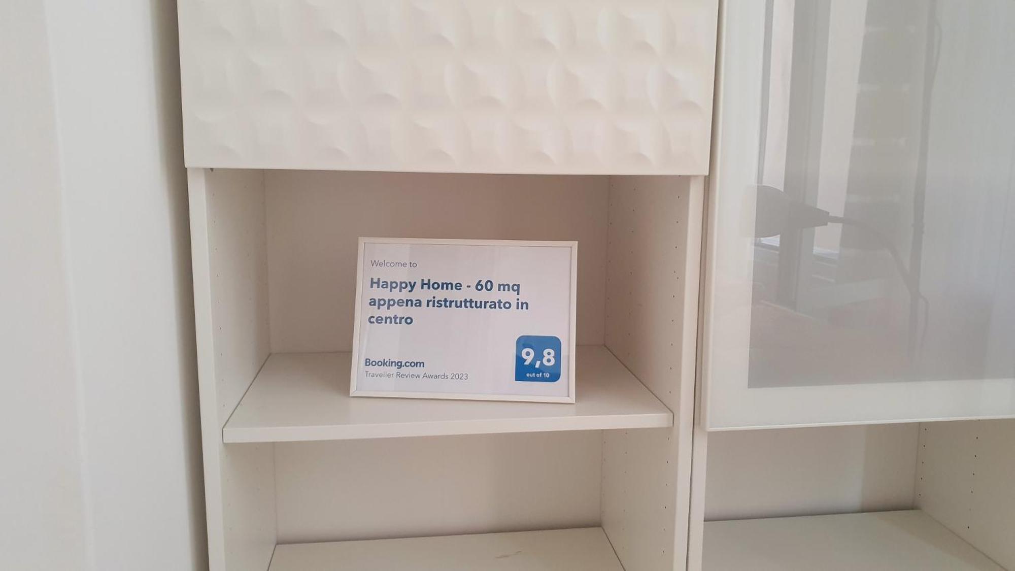 Happy Home - Parcheggio Gratuito In Box Portici Exterior photo